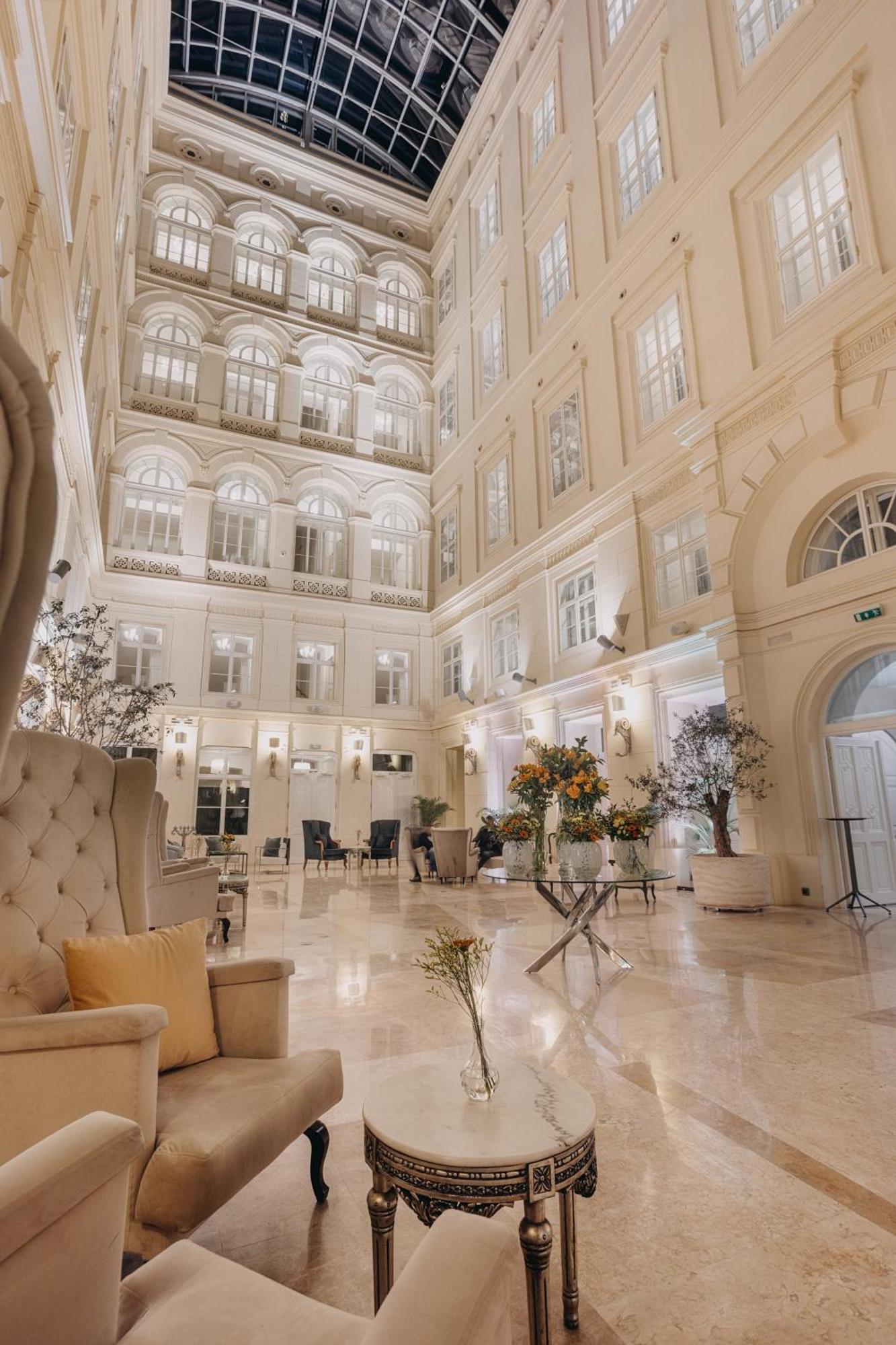 Barceló Brno Palace Exterior foto